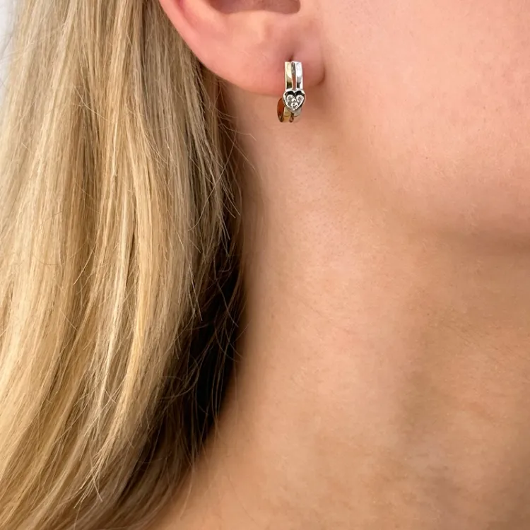 halvcreol i 14 karat gull og hvitt gull med diamant