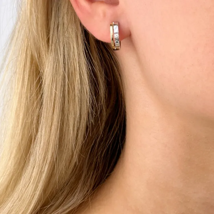 13 mm creol i 14 karat gull og hvitt gull med diamant