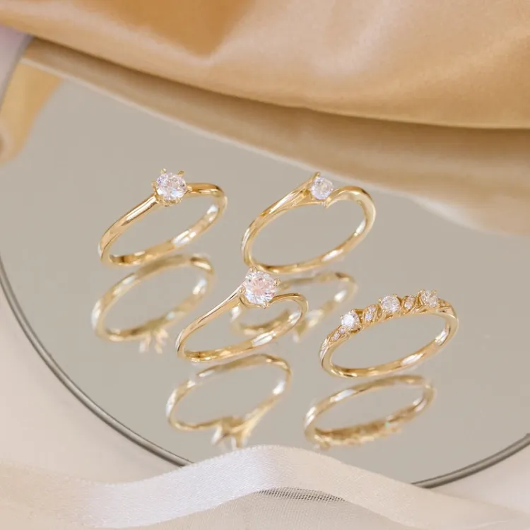 6,0 mm zirkon solitairering i 9 karat gull