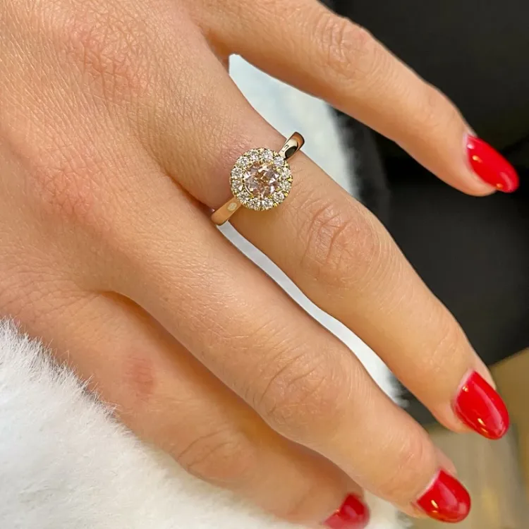 morganit diamantring i 14 karat gull 0,43 ct 0,22 ct