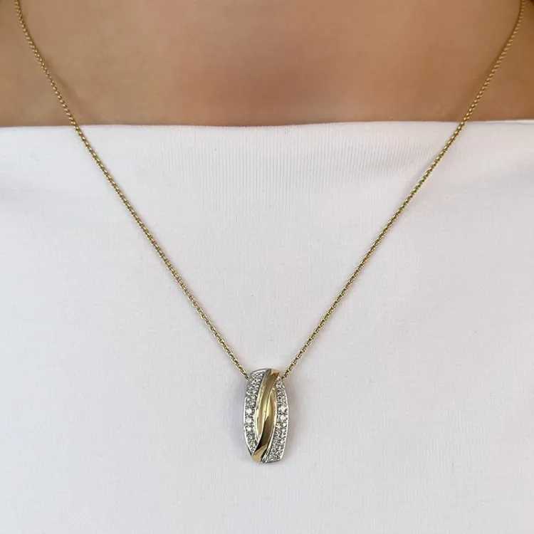 Abstrakt diamant anheng i 14 karat gull og hvitt gull 0,251 ct