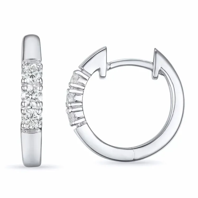 15 mm diamant creol i 14 karat hvitt gull med diamant