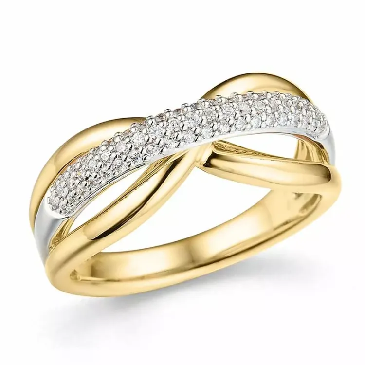 diamant ring i 14 karat gull og hvitt gull 0,275 ct