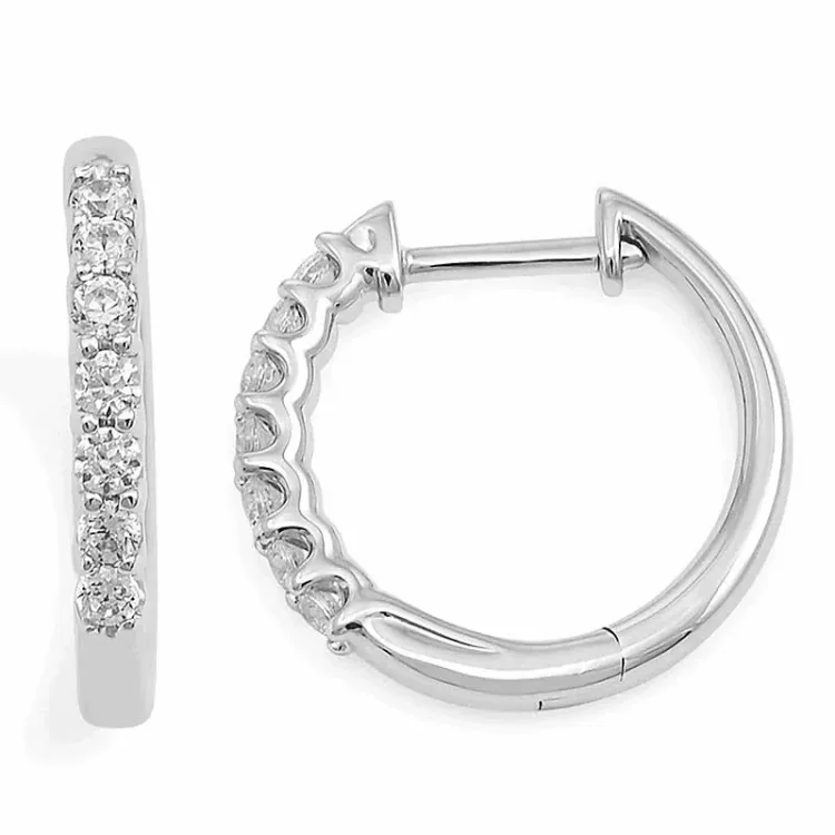 16 mm diamant creol i 14 karat hvitt gull med diamanter