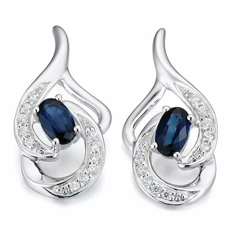 safir diamantøredobb i 14 karat hvitt gull med diamant og safir