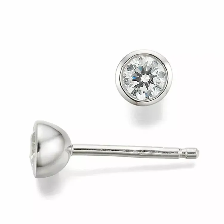 runde diamant solitaireørepynt i 14 karat hvitt gull med diamant