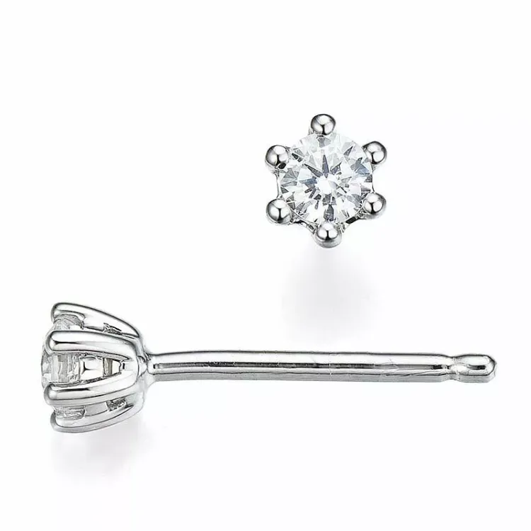 2 x 0,11 ct diamant solitaireørepynt i 14 karat hvitt gull med diamant