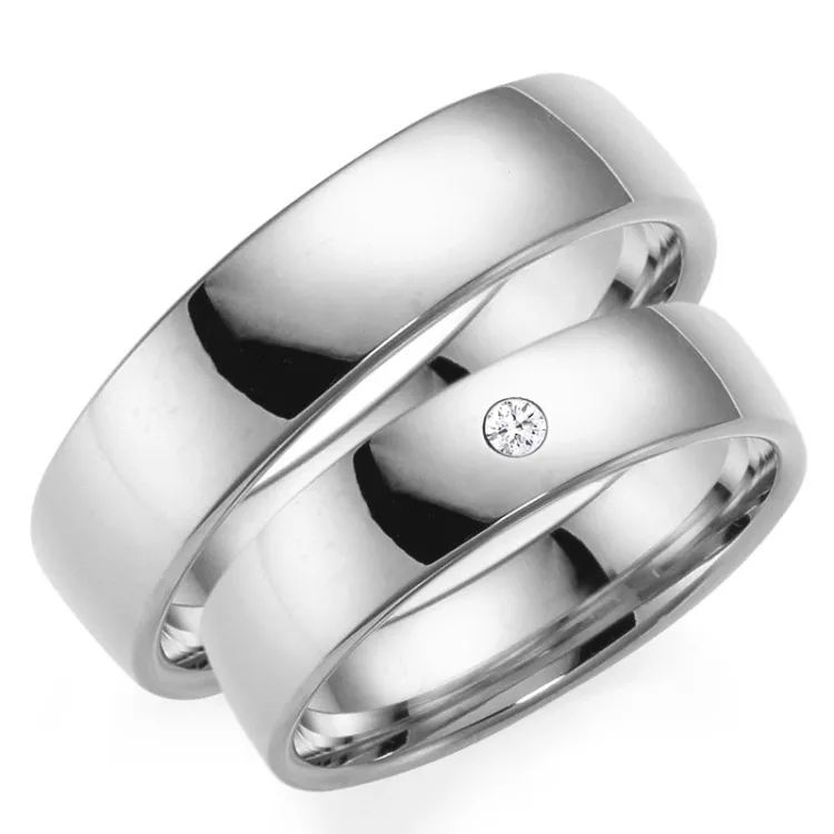5 mm gifteringer i 14 karat hvitt gull 0,03 ct - par