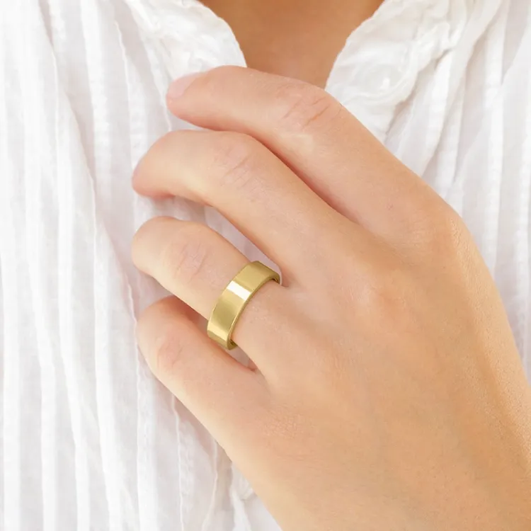 6 og 4 mm gifteringer i 9 karat gull - par