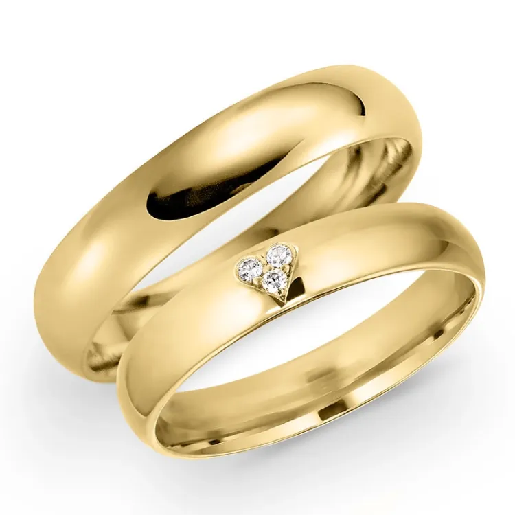 4 mm gifteringer i 9 karat gull 0,03 ct - par