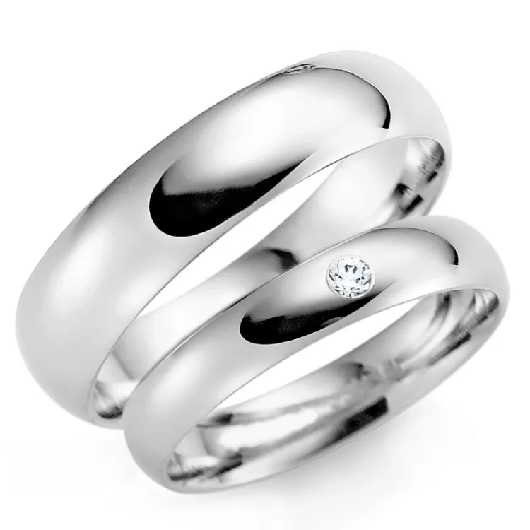 6 og 4 mm gifteringer i 14 karat hvitt gull - par