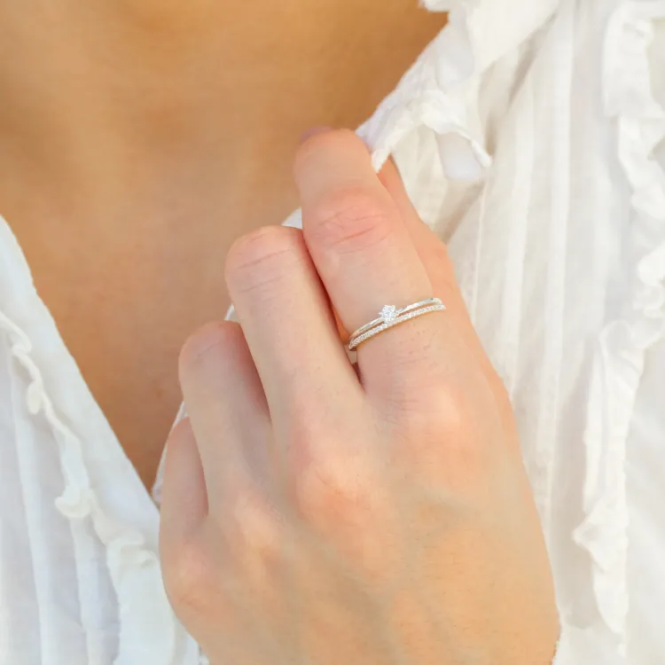 zirkon ring i sølv