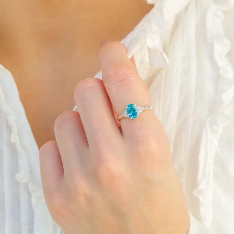 blå zirkon ring i sølv