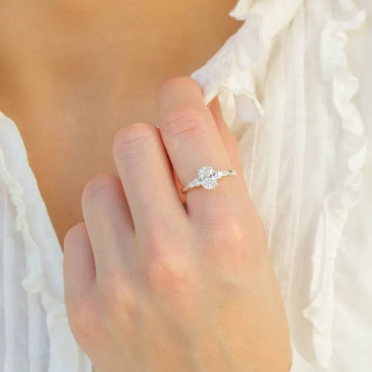 zirkon ring i sølv