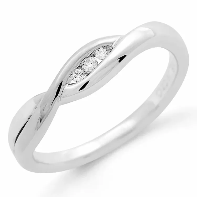 Diamantring i 9 karat hvitt gull 0,04 ct