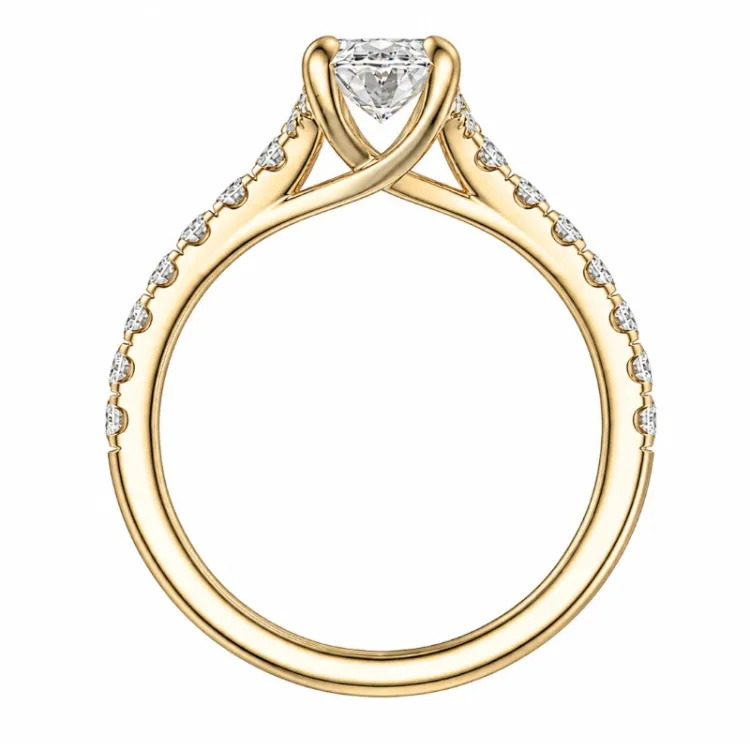 oval lab grown diamant ring i 14 karat gull 1,0 ct 0,26 ct
