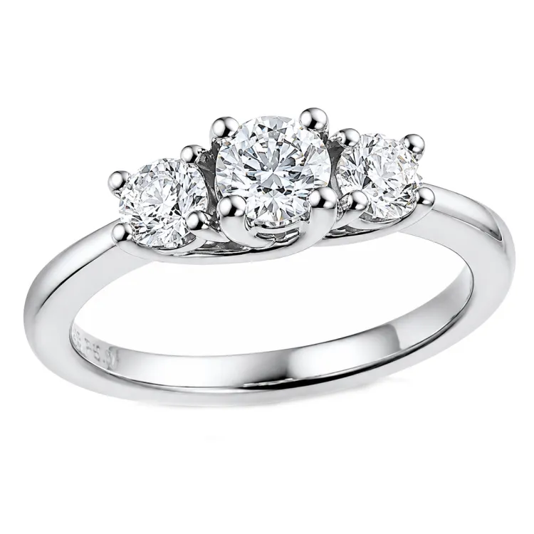 lab grown diamant ring i 14 karat hvitt gull 0,30 ct 0,40 ct