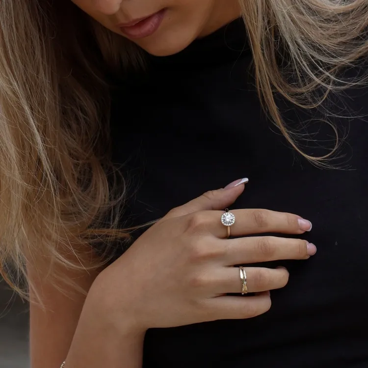 lab grown diamant ring i 14 karat gull 1,0 ct 0,21 ct