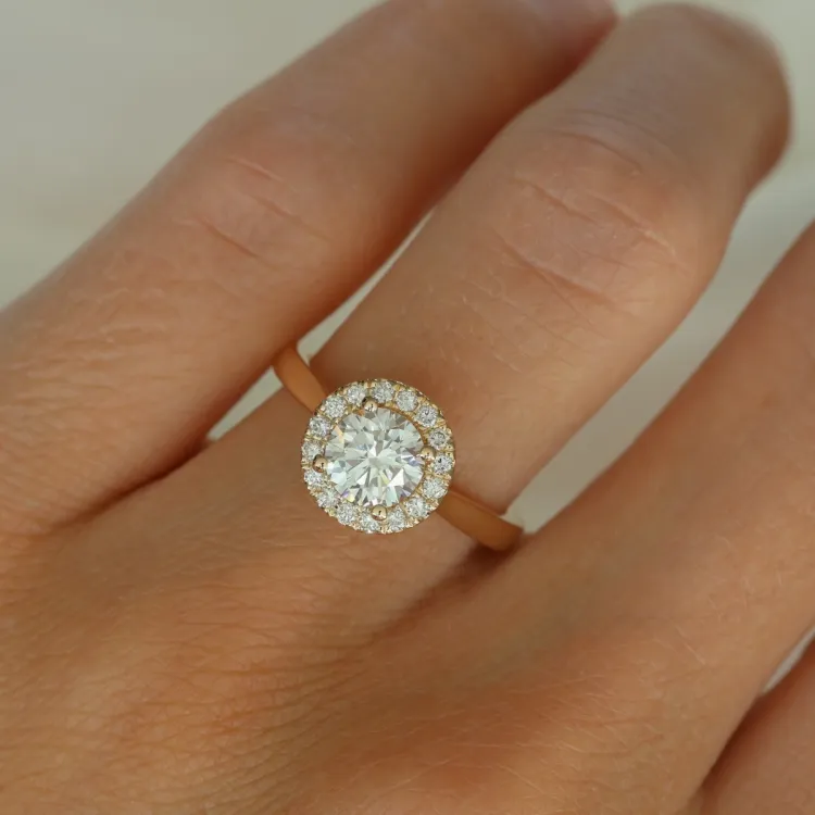 lab grown diamant ring i 14 karat gull 1,0 ct 0,21 ct