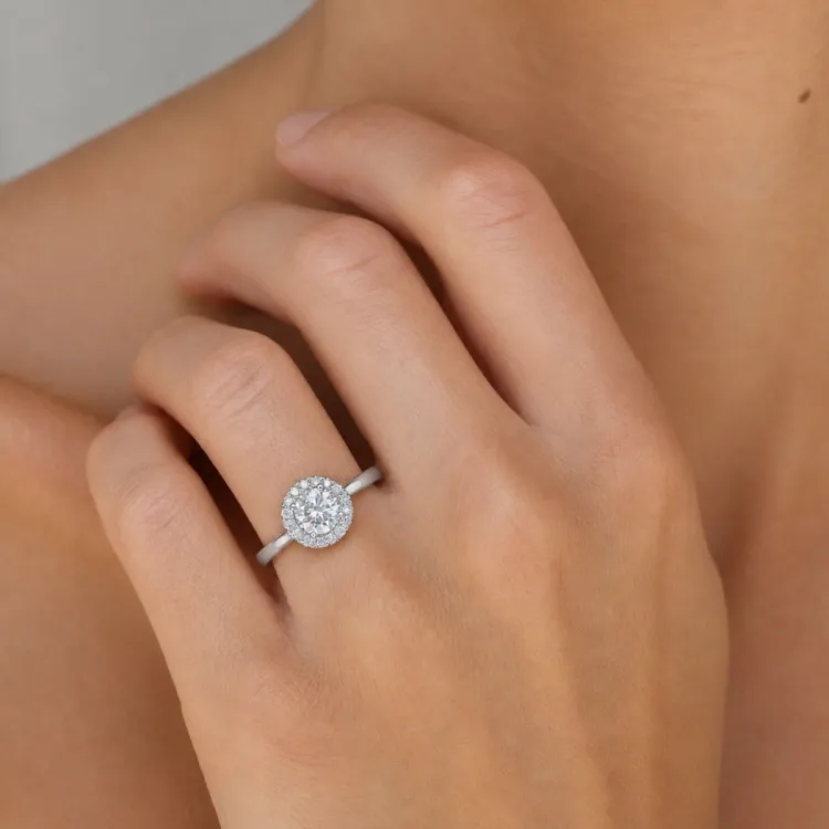 lab grown diamant ring i 14 karat hvitt gull 1,0 ct 0,21 ct