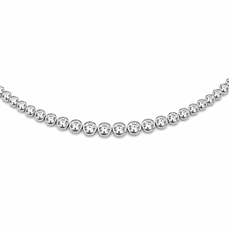 42 cm halskjede med anheng i 14 karat hvitt gull 5,76 ct