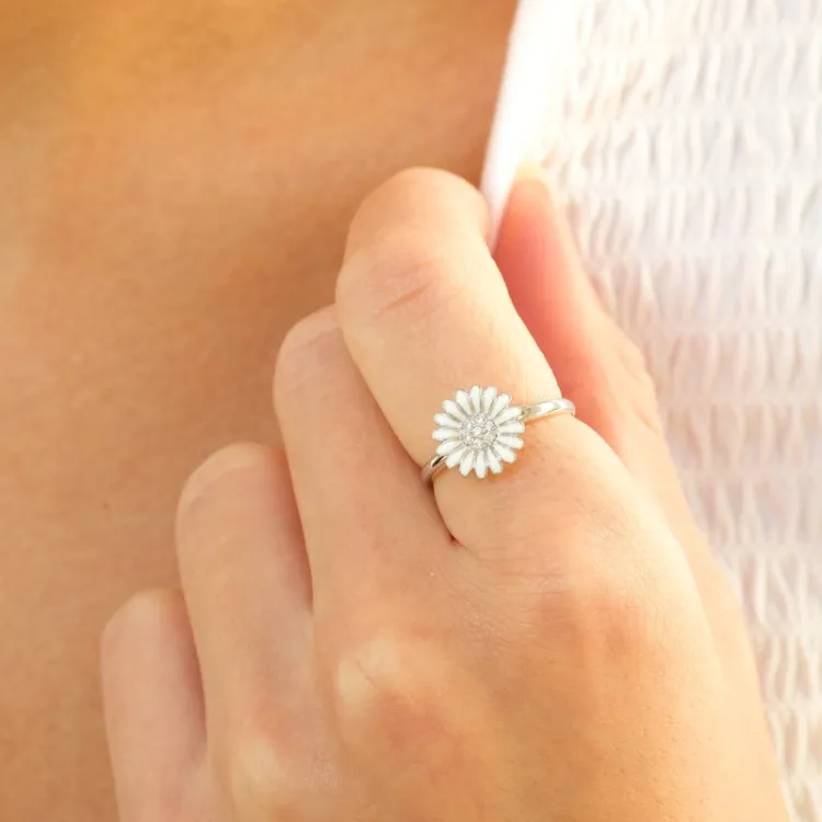 11 mm margeritt zirkon ring i sølv - Matilda