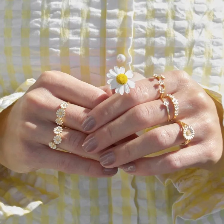 7 mm margeritt ring i forgylt sølv - Maggie