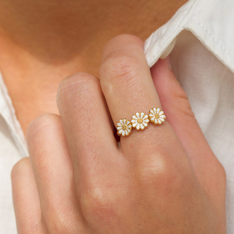 Elegant margeritt ring i forgylt sølv - Maggie