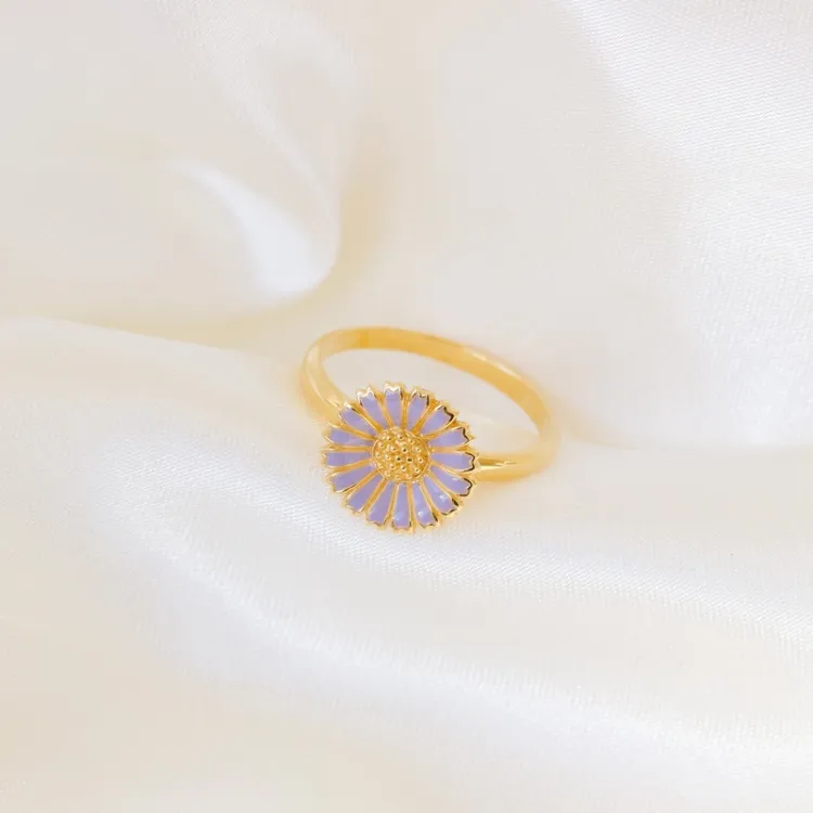 11 mm margeritt lilla ring i forgylt sølv - Marie