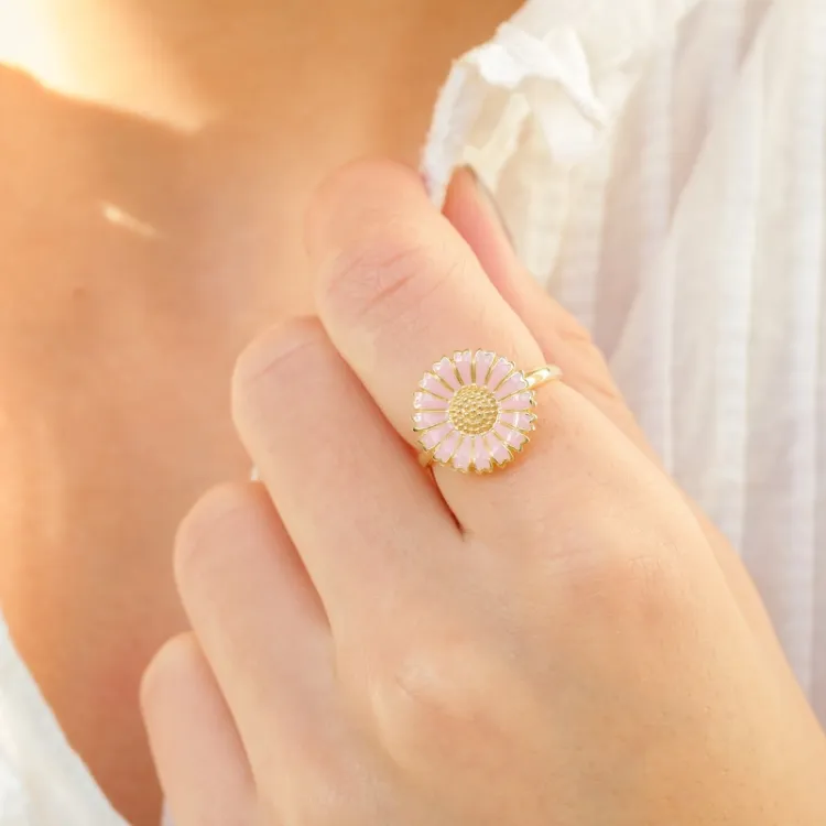 14 mm margeritt rosa ring i forgylt sølv - Marie