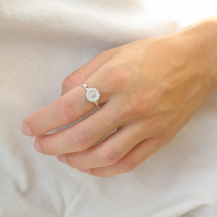 10 mm margeritt ring i sølv - Matilda