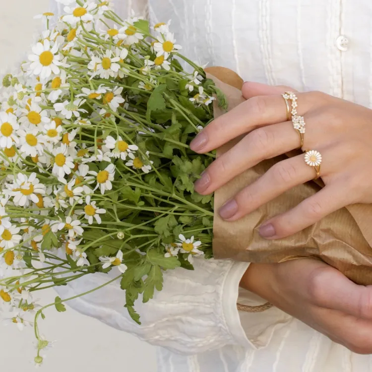 10 mm margeritt ring i forgylt sølv - Marie