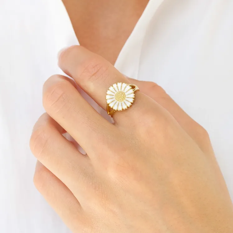 14 mm margeritt ring i forgylt sølv - Marie