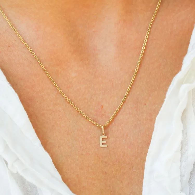 bokstav e anheng i 8 karat - My Letter