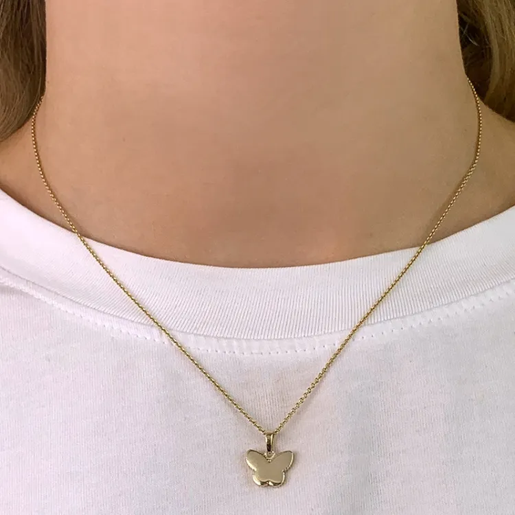 sommerfugl anheng i 9 karat gull - Gold Collection