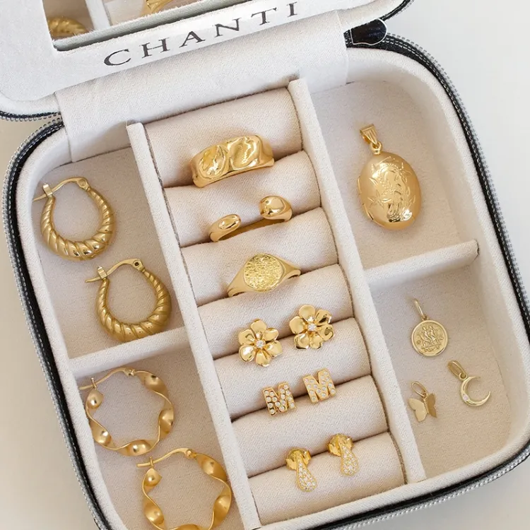 måne zirkon anheng i 8 karat - Gold Collection