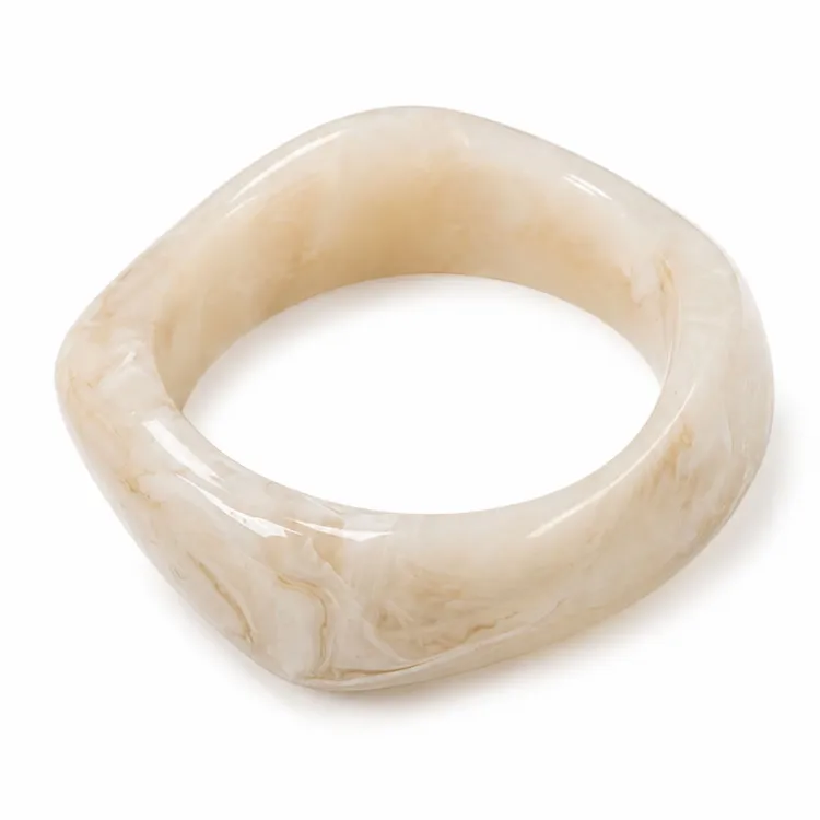 hvit bangle i resin - AURA
