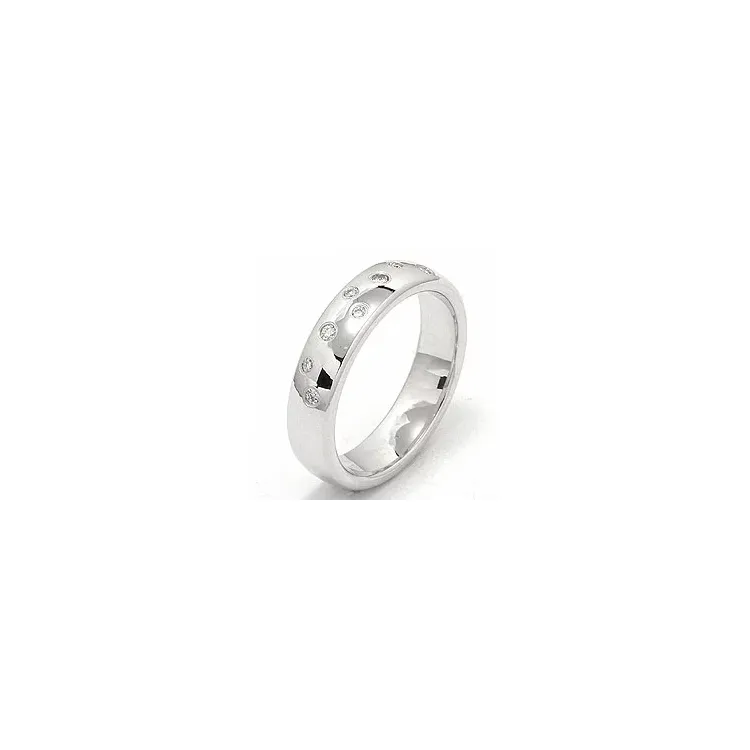 Bred stjernedryss giftering i 14 karat hvitt gull 0,126 ct