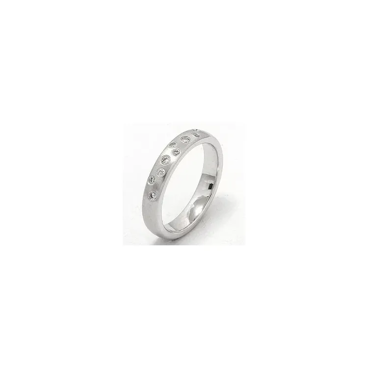 Matt stjernedryss giftering i 14 karat hvitt gull 0,126 ct