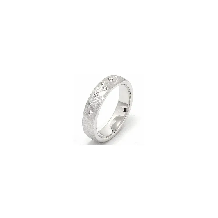 Strukturert stjernedryss giftering i 14 karat hvitt gull 0,126 ct