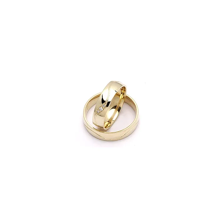 gifteringer i 9 karat gull 0,036 ct - par