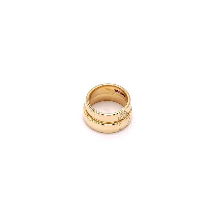 Spesiale hjerte gifteringer i 14 karat gull 0,101 ct - par