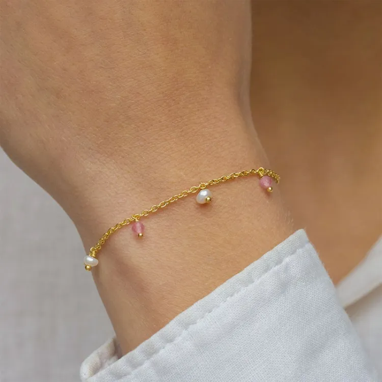 rosa kvarts armbånd i forgylt sølv x - Loom Stones