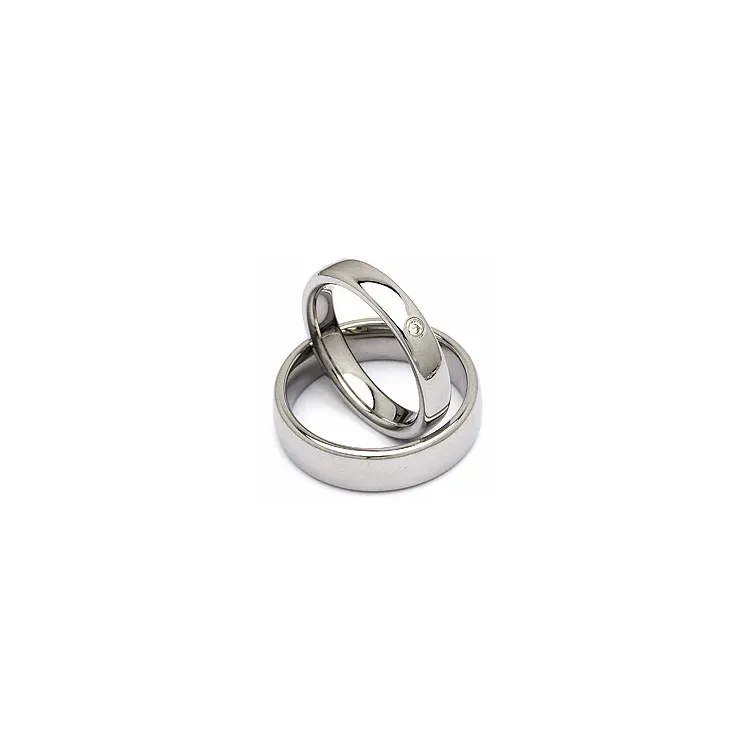 Gifteringer i stål 0,025 ct
