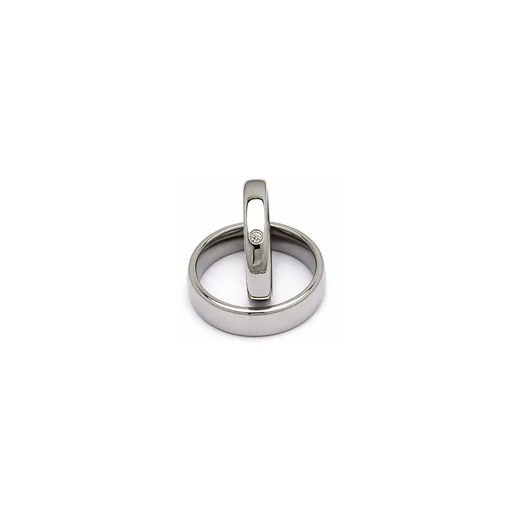 Gifteringer i stål 0,025 ct