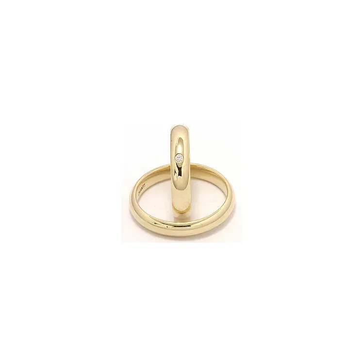 Gifteringer i 9 karat gull 0,02 ct