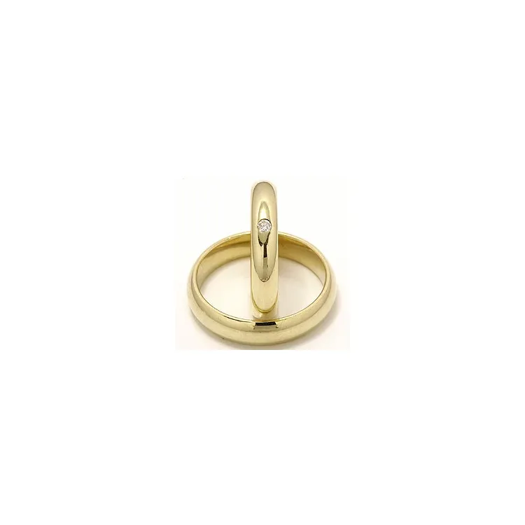 Gifteringer i 9 karat gull 0,05 ct