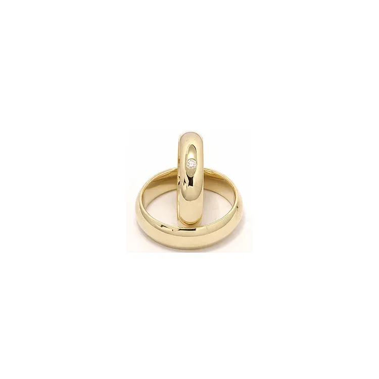 Gifteringer i 9 karat gull 0,05 ct