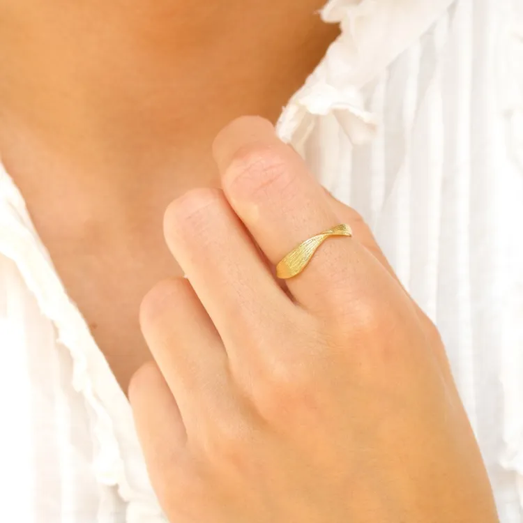 ring i forgylt messing - Eliné