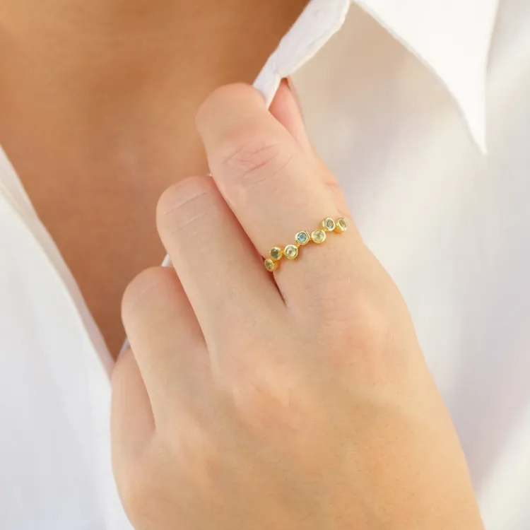 grønn krystall ring i forgylt messing - Bubbly Twist